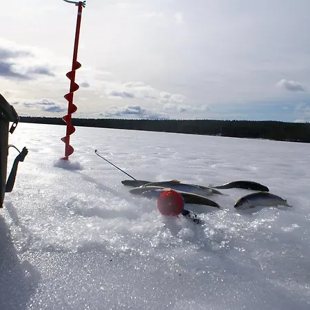 Деревянный коттедж Finnskogen Turistsenter *